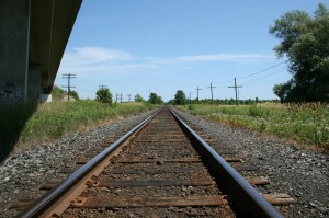 train-tracks-71438_1280